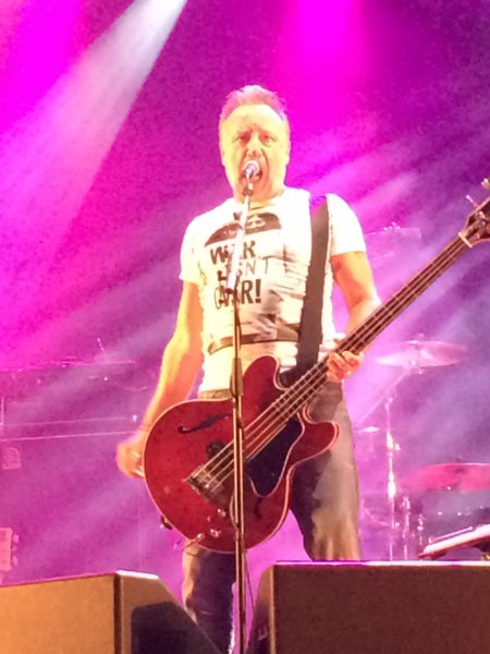 Peter Hook and the Light 8